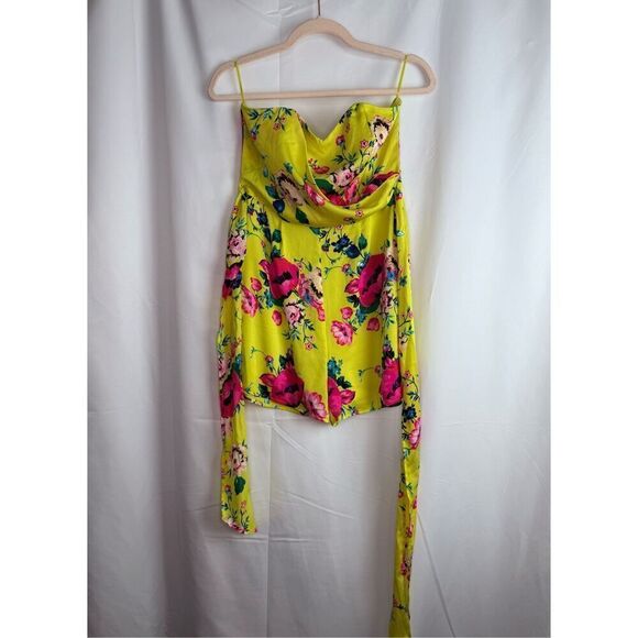 Express Romper - Picture 2 of 12